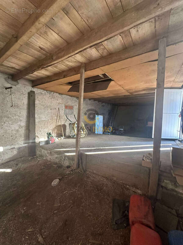 Appartement à LA CHAPELLE-SAINT-LAURENT