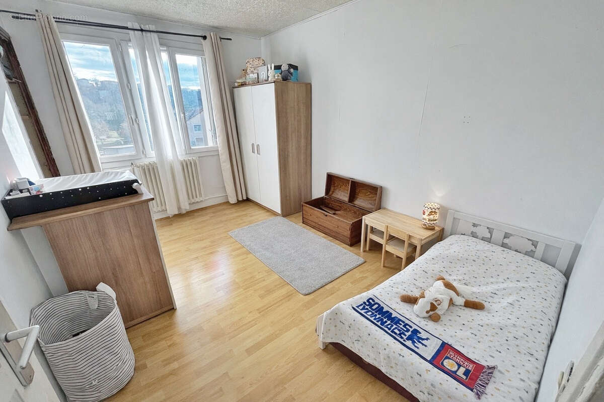 Appartement à FEYZIN