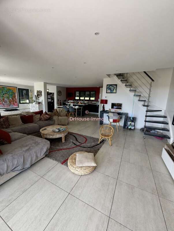 Maison 365 m² à Amilly  - photo 8