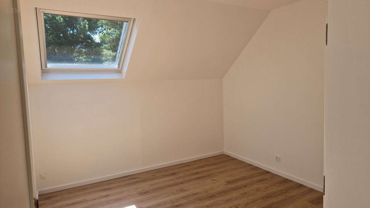 Maison à CHARBONNIERES-LES-BAINS