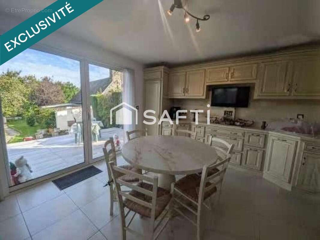 Maison 101 m² à Bernieres-Le-Patry  - photo 6