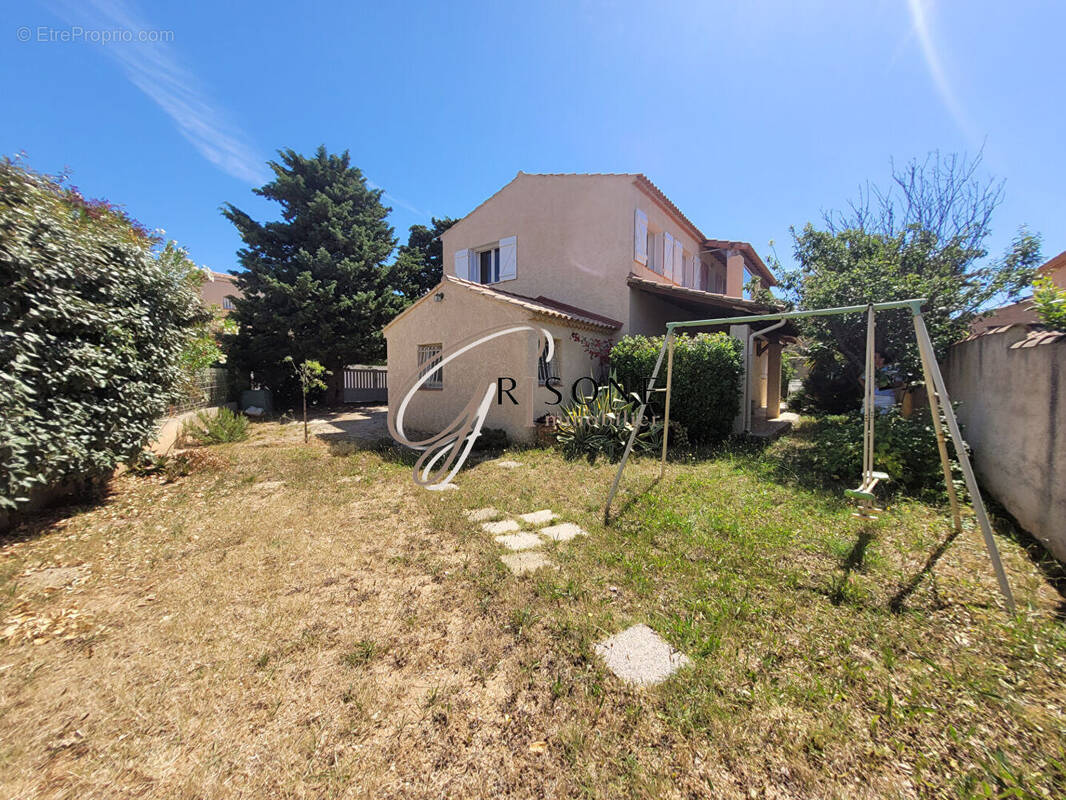 Maison à SIX-FOURS-LES-PLAGES