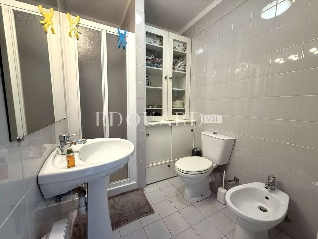 Appartement à ROQUEBRUNE-CAP-MARTIN