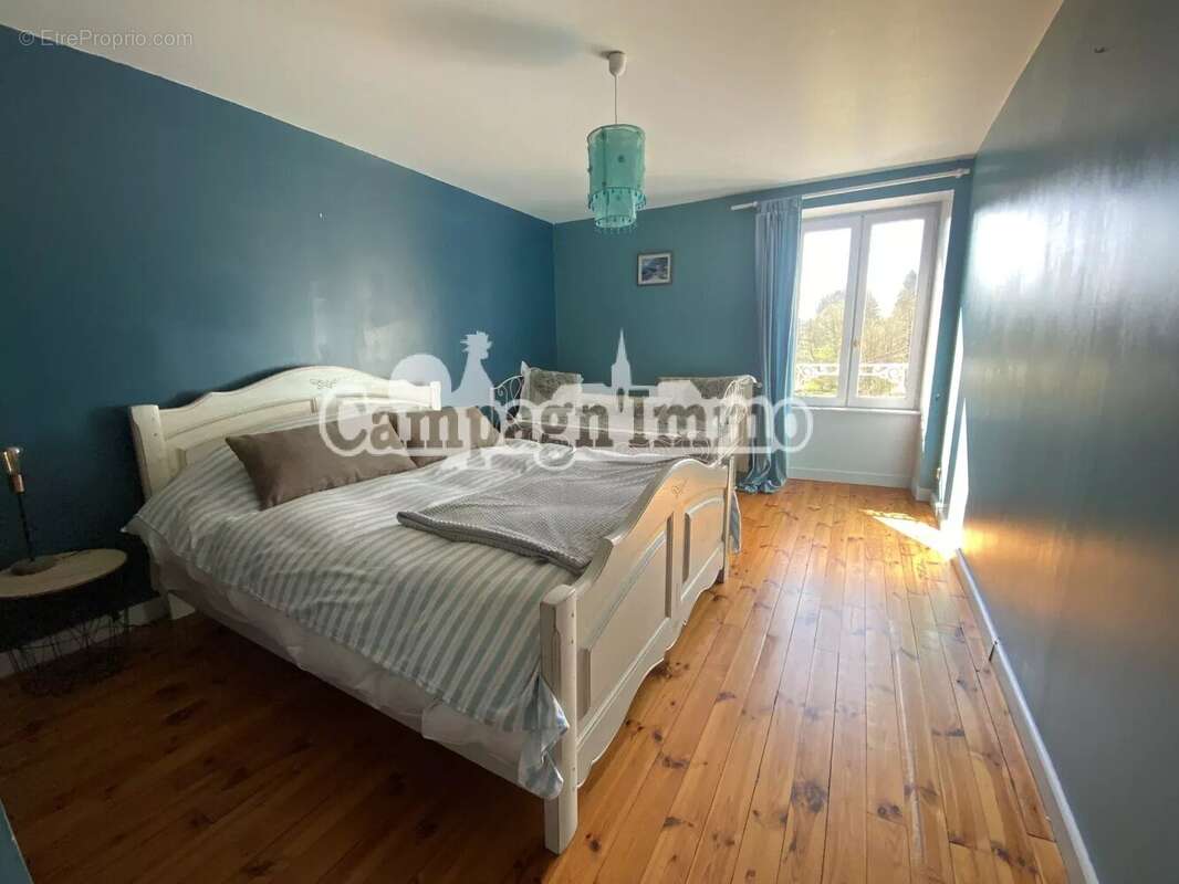 Maison à SAINT-VINCENT-DE-REINS