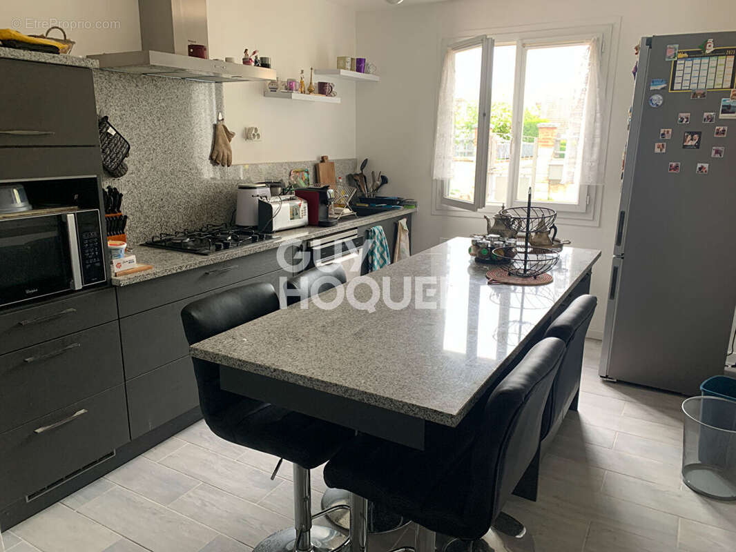 Maison à MILLY-LA-FORET