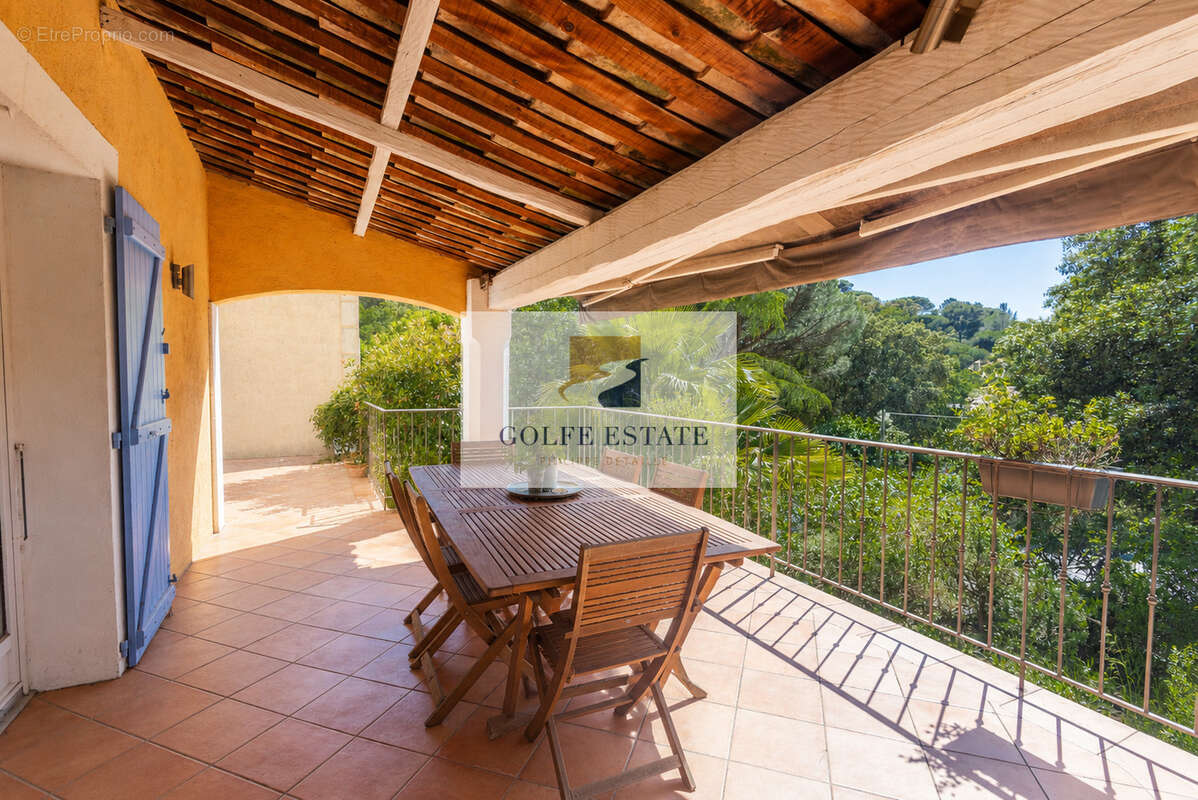 Maison à LA CROIX-VALMER