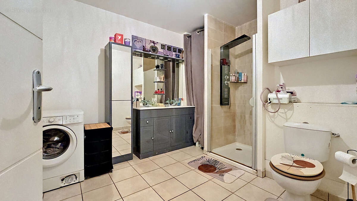 Appartement à RILLIEUX-LA-PAPE