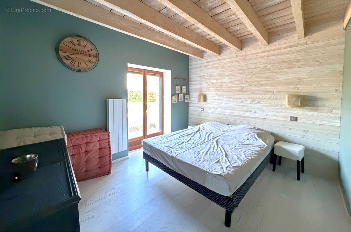 Maison à SAINT-JULIEN-SUR-VEYLE