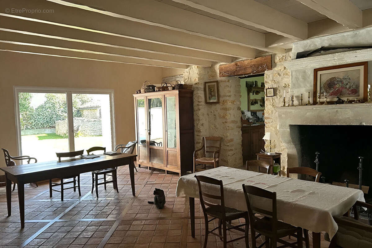 Maison à ROMEGOUX