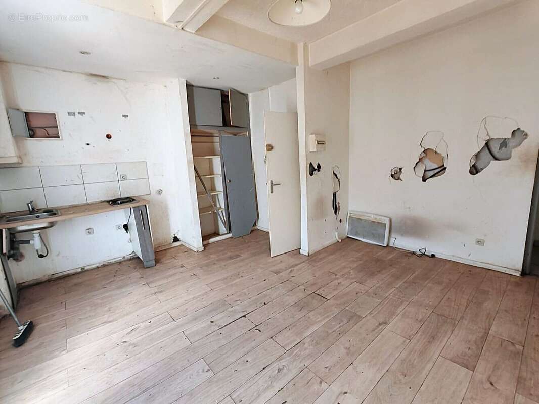 Appartement 92 m² à Beziers  - photo 2