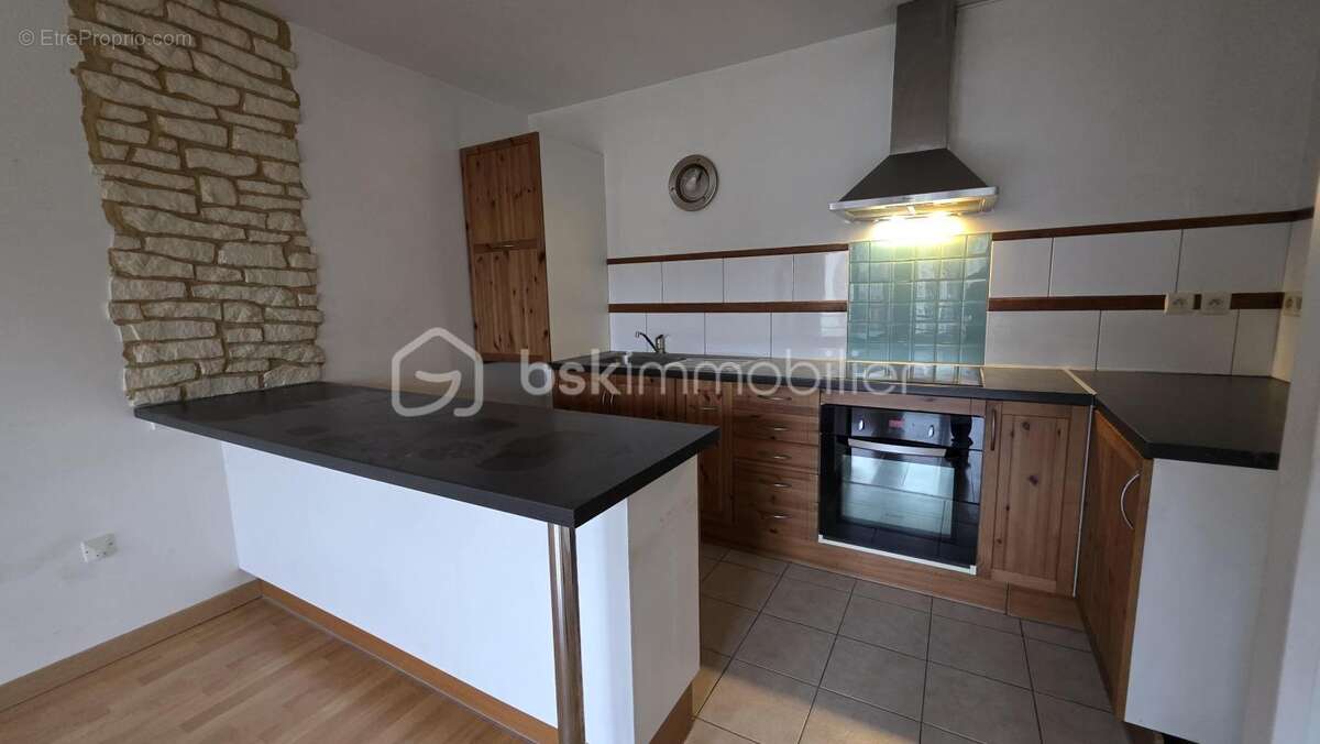 Appartement à CORBEIL-ESSONNES