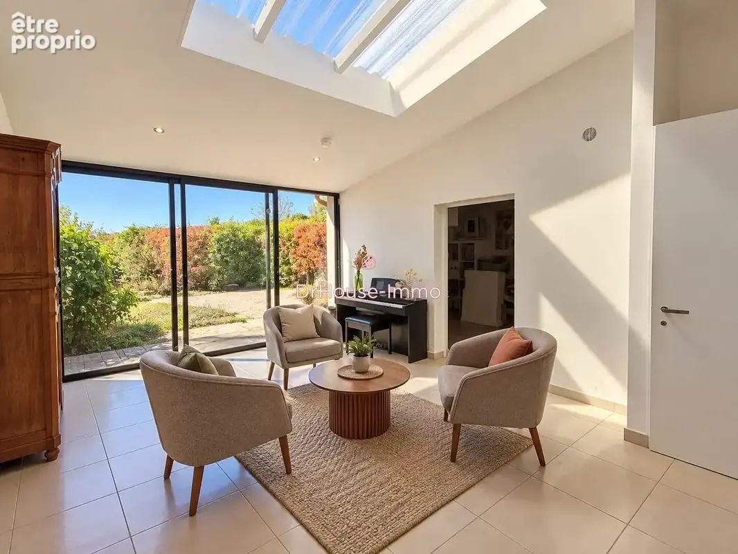 Maison 7 pièces 170 m² à vendre à Saint-Remy (71100) - photo 3