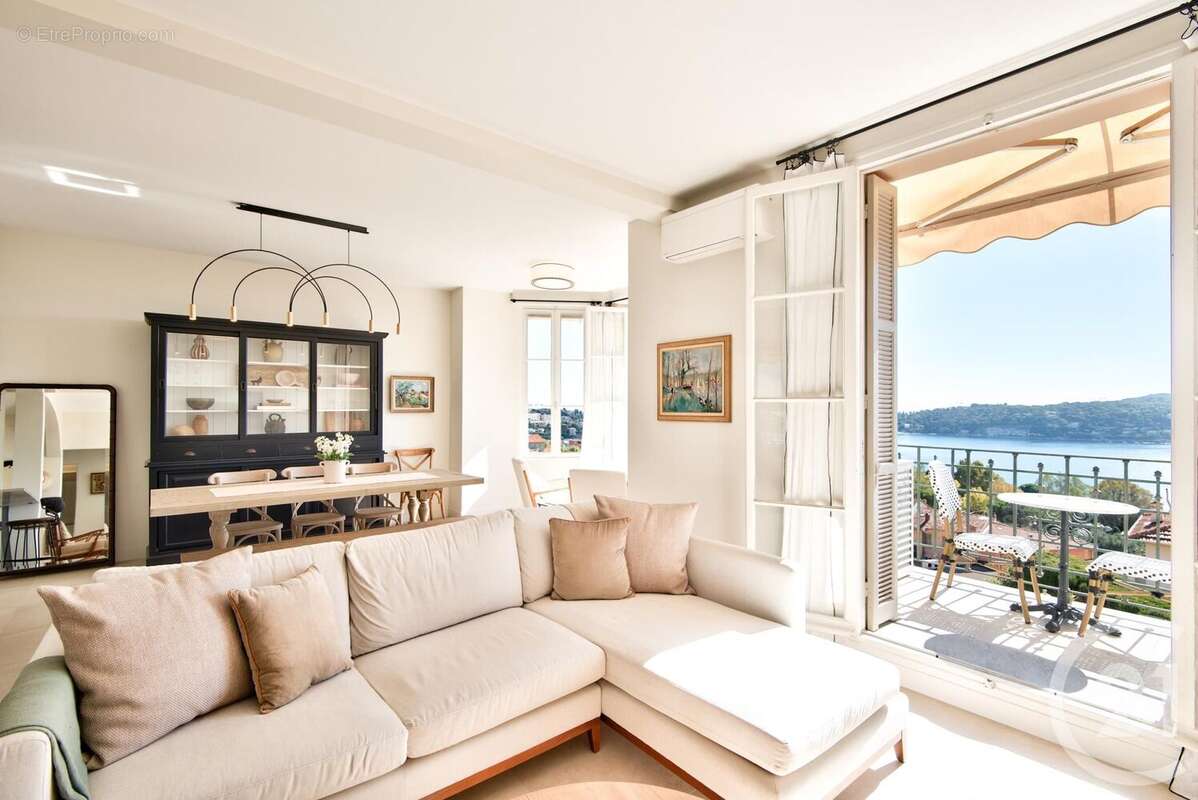 Appartement à VILLEFRANCHE-SUR-MER