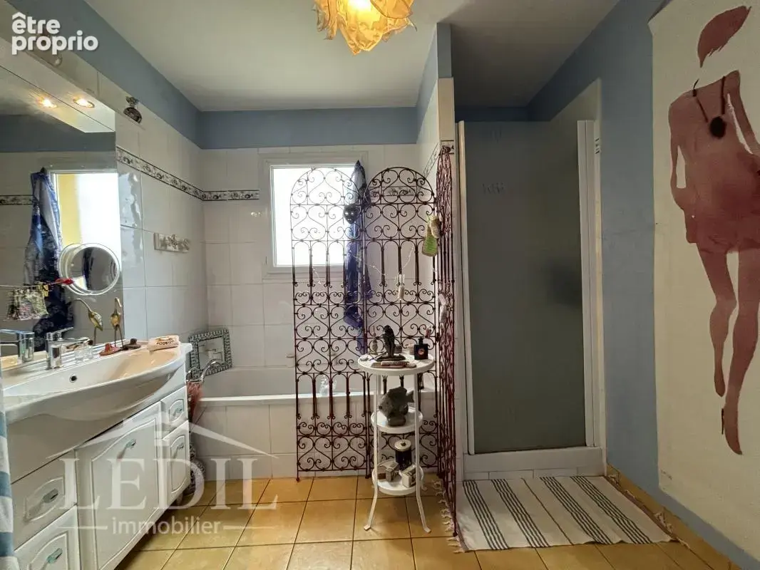 Plain-pied 4 chambres avec garage - photo 6