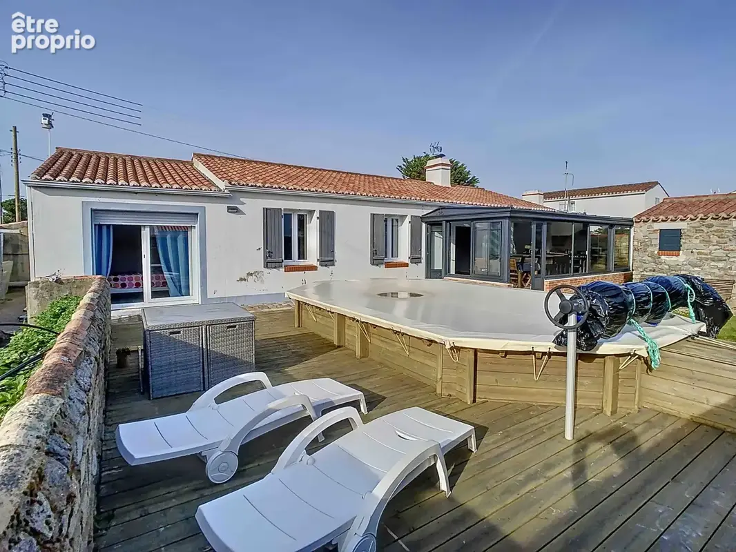 A proximite du centre - maison noirmoutrine avec 4 chambres - photo 2