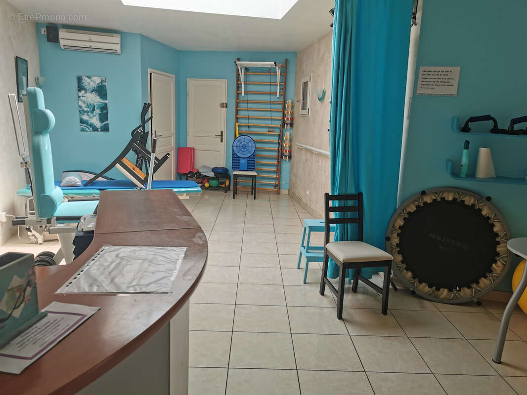 Commerce à SAINT-MAXIMIN