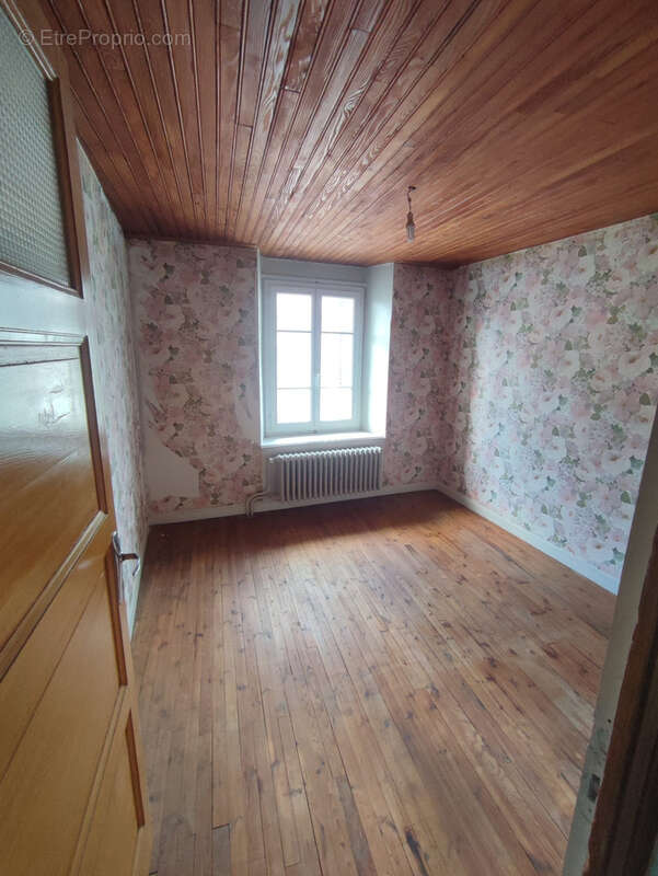 Maison à VIVEROLS