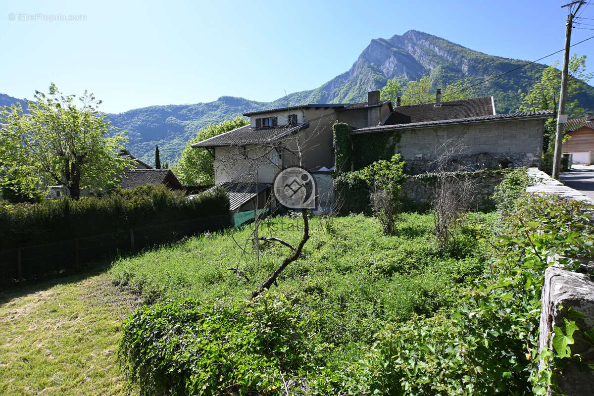 Terrain constructible sur Saint-Paul-de-Varces - photo 2