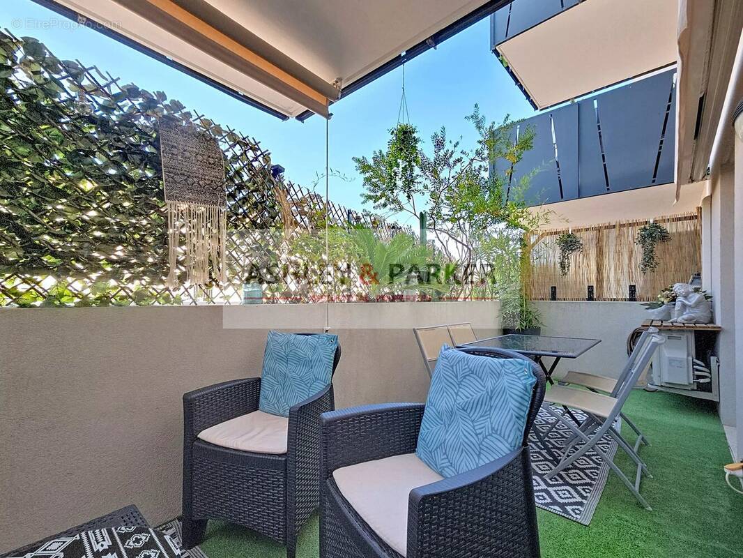 Appartement à SAINT-MARTIN-DU-VAR