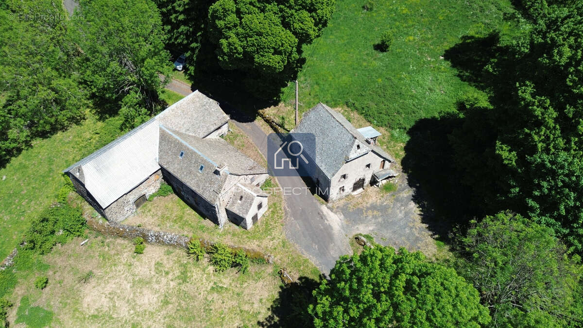 Maison à SAINT-CHELY-D'AUBRAC