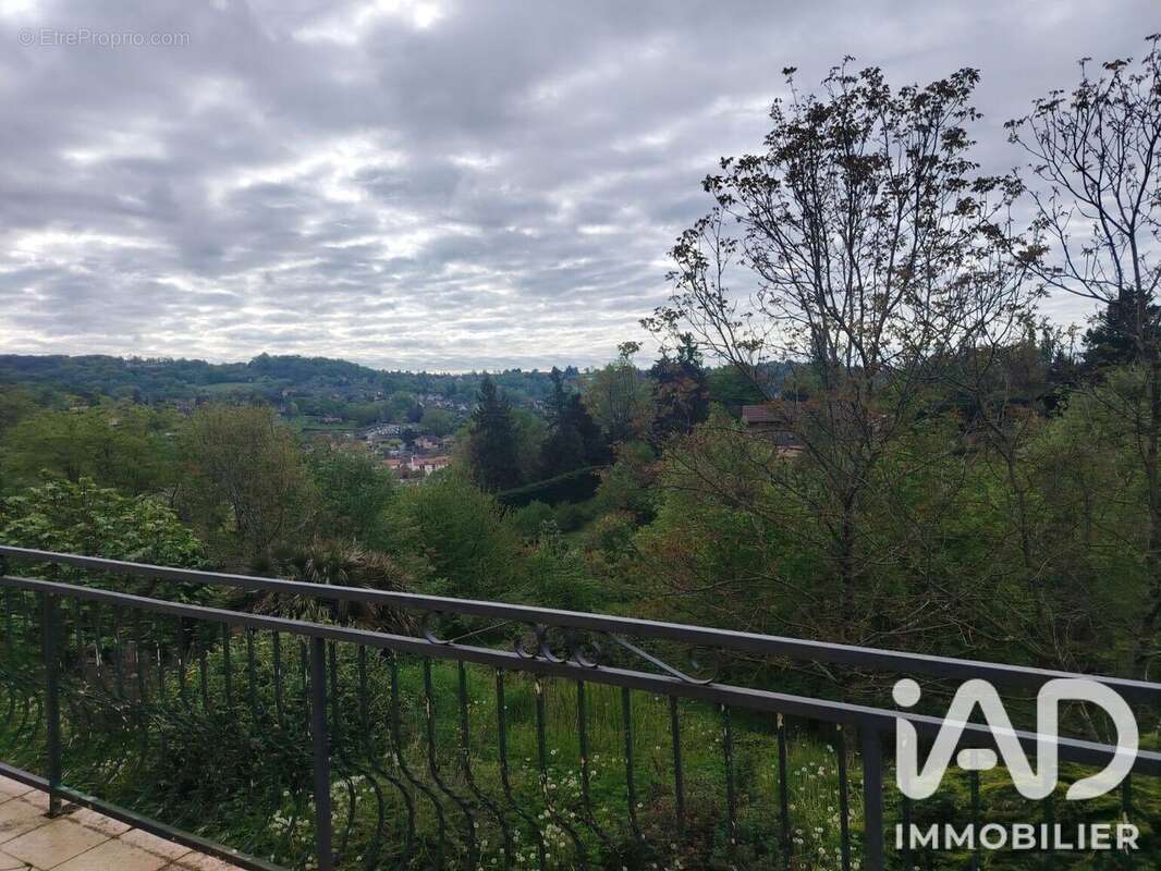 Maison 150 m² à Sarlat-La-Caneda  - photo 2