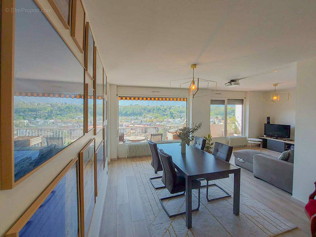 Appartement à AIX-LES-BAINS