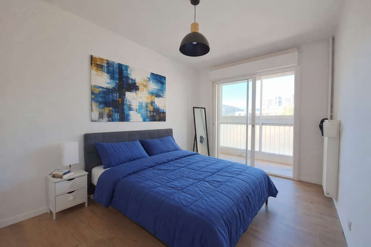 Appartement à LA VALETTE-DU-VAR