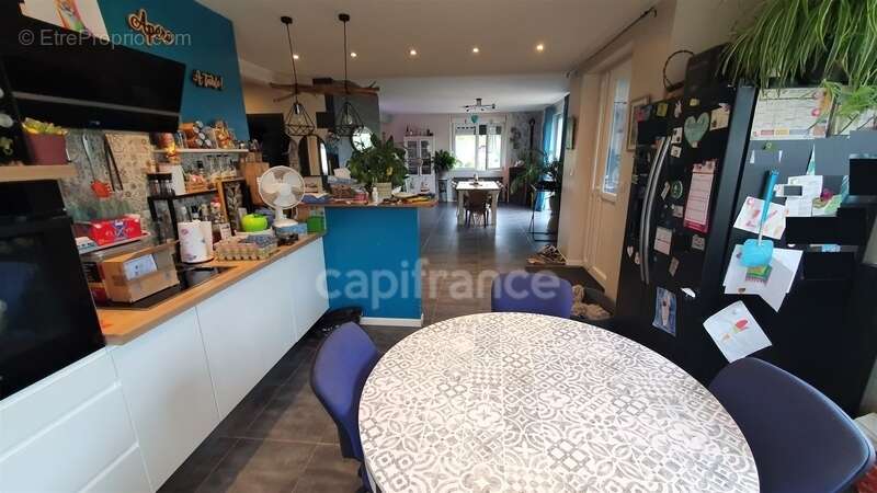 Maison à SAINT-LOUP-SUR-SEMOUSE