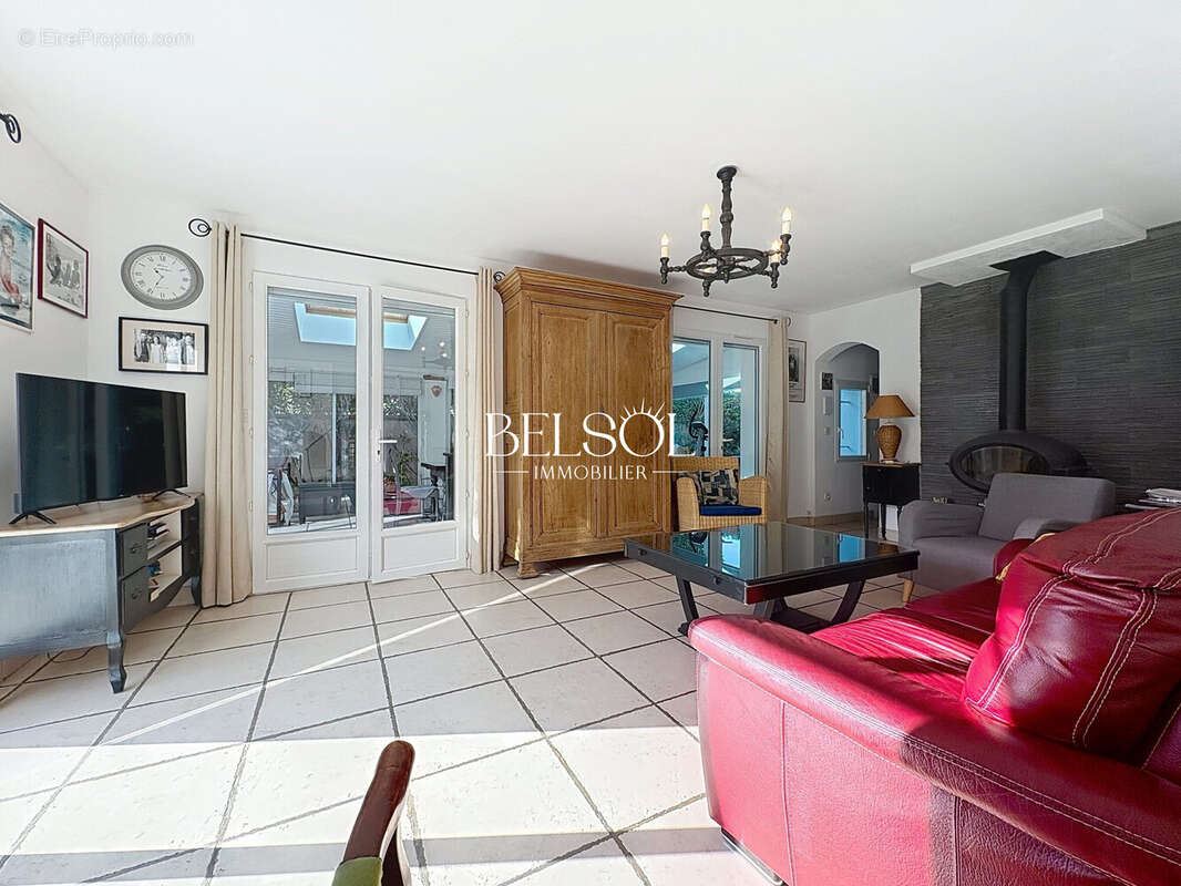 Maison à SAINT-CYPRIEN