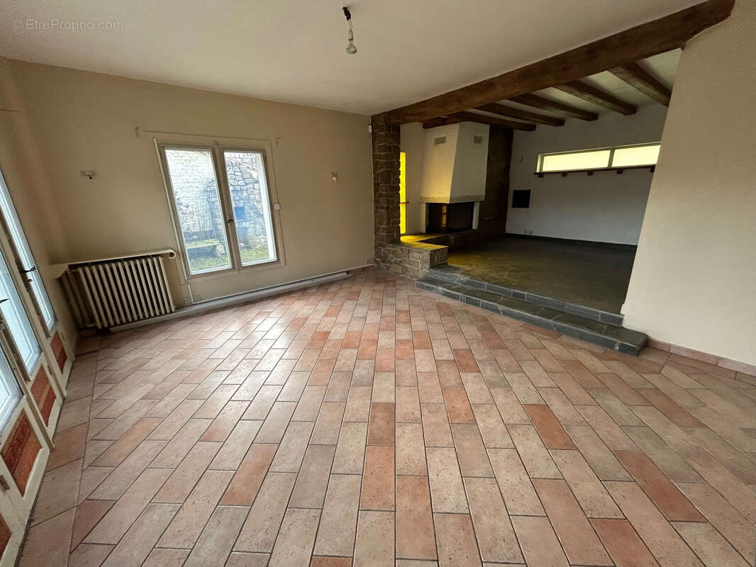 Maison à SAINT-AMAND-LES-EAUX