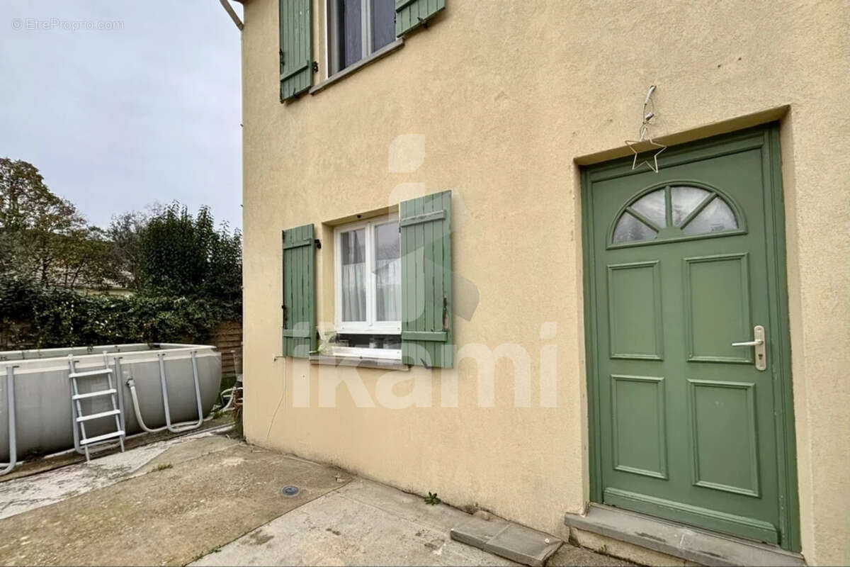 Maison à SAINT-BAUZILLE-DE-PUTOIS