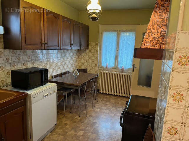 Maison à CONTREXEVILLE