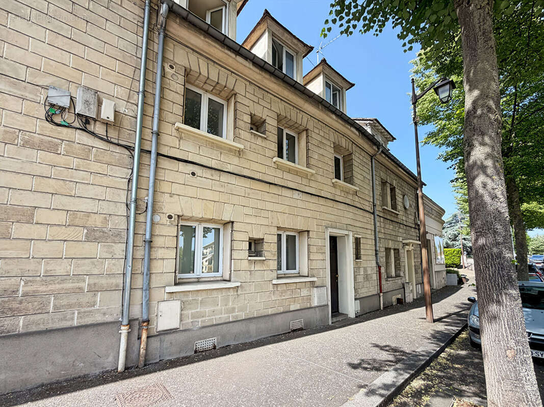 Appartement à MANTES-LA-JOLIE