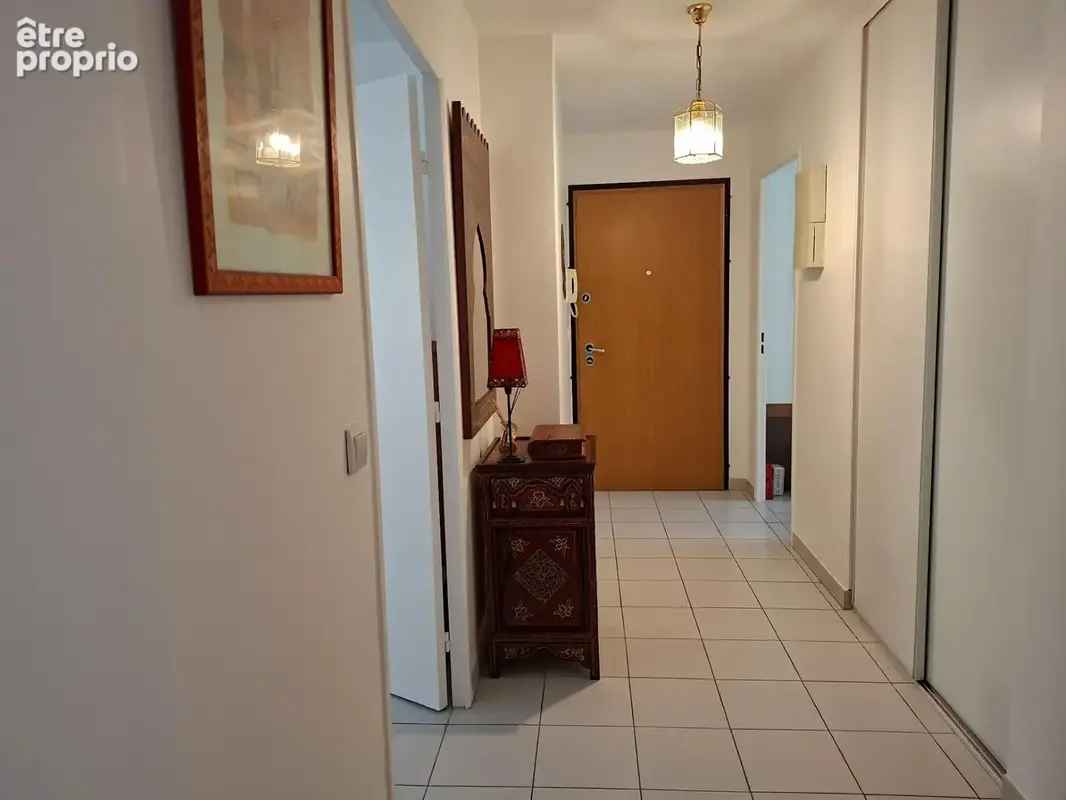 A vendre Montpellier Millenaire , appartement de 85 m2 + garage - photo 8