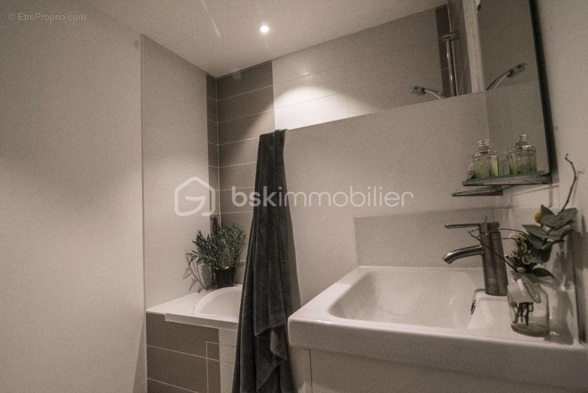 Appartement T3 - photo 18
