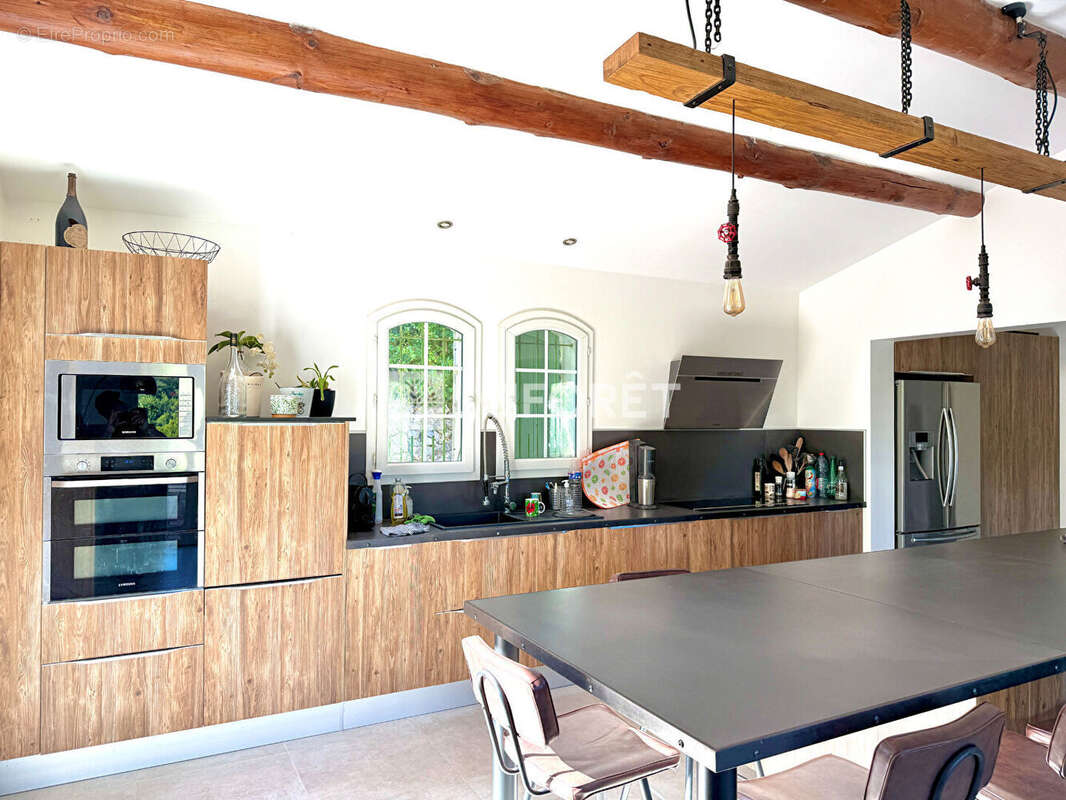 Maison à SOLLIES-VILLE