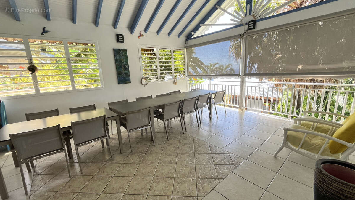 Maison à POINTE-NOIRE