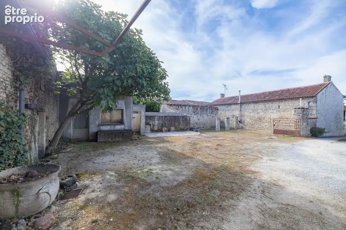 Ensemble immobilier de caractère à Brie-sous-Matha, aux portes de Cognac - photo 26