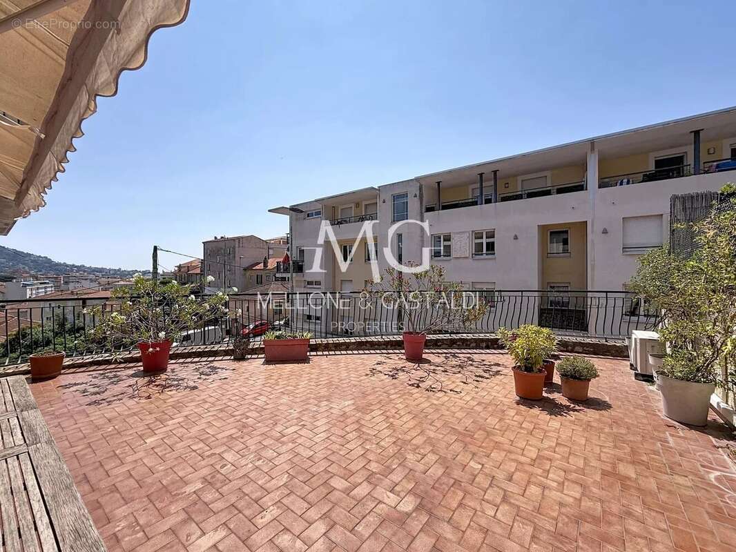 Cannes - immeuble a renover / transformer - photo 43