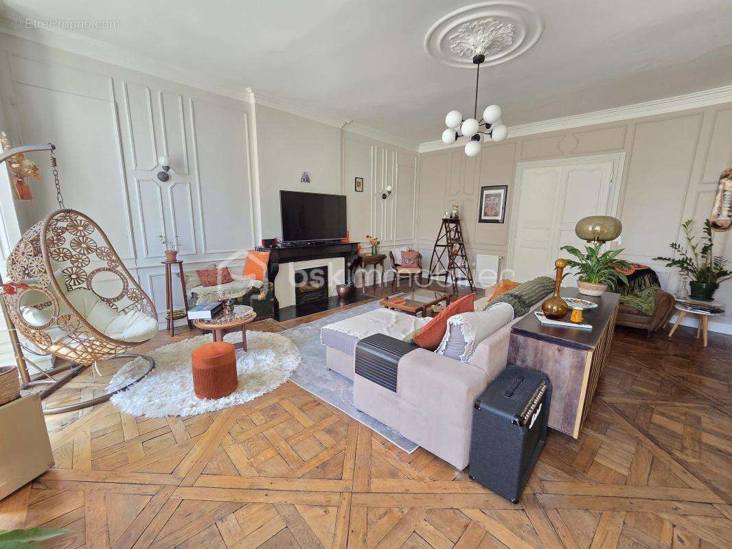Magnifique Appartement de prestige de 204m² en hyper centre ville de Nevers - photo 11