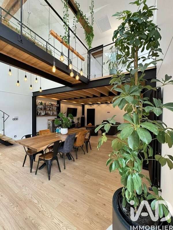 Photo 2 - Maison à POITIERS