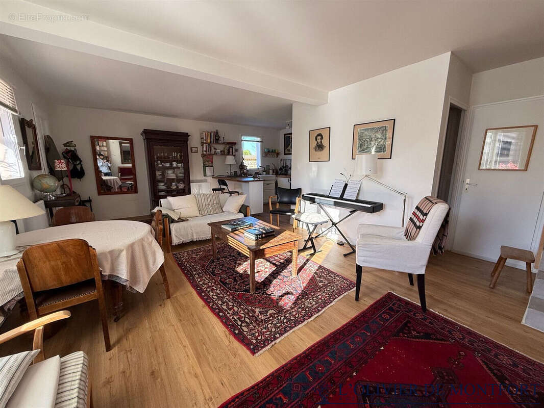 Maison à MONTFORT-L'AMAURY