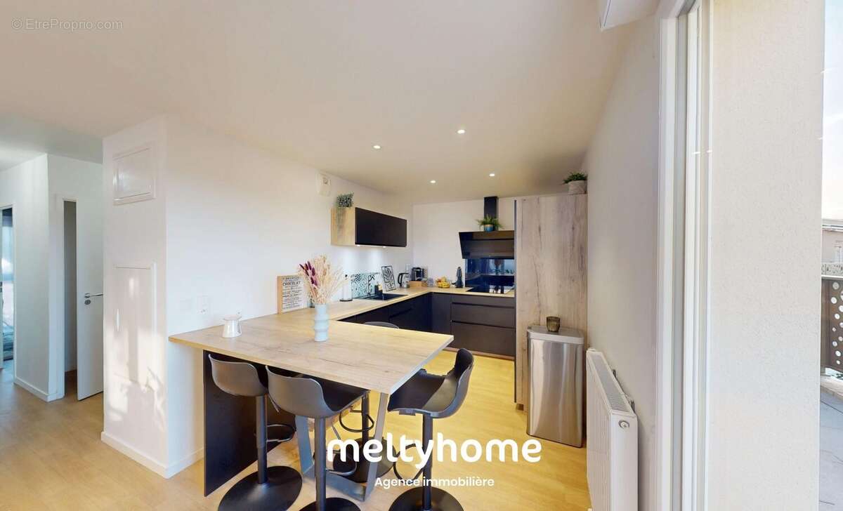 Appartement à MONDEVILLE