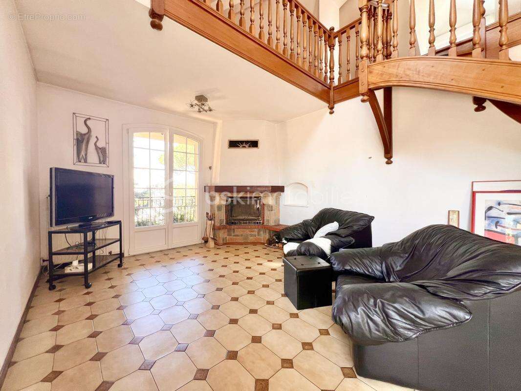 Maison à THEZAN-LES-BEZIERS