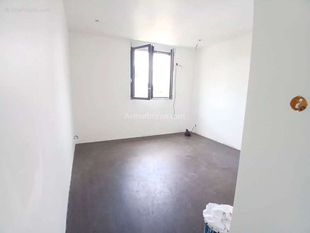 Appartement à VALENTON