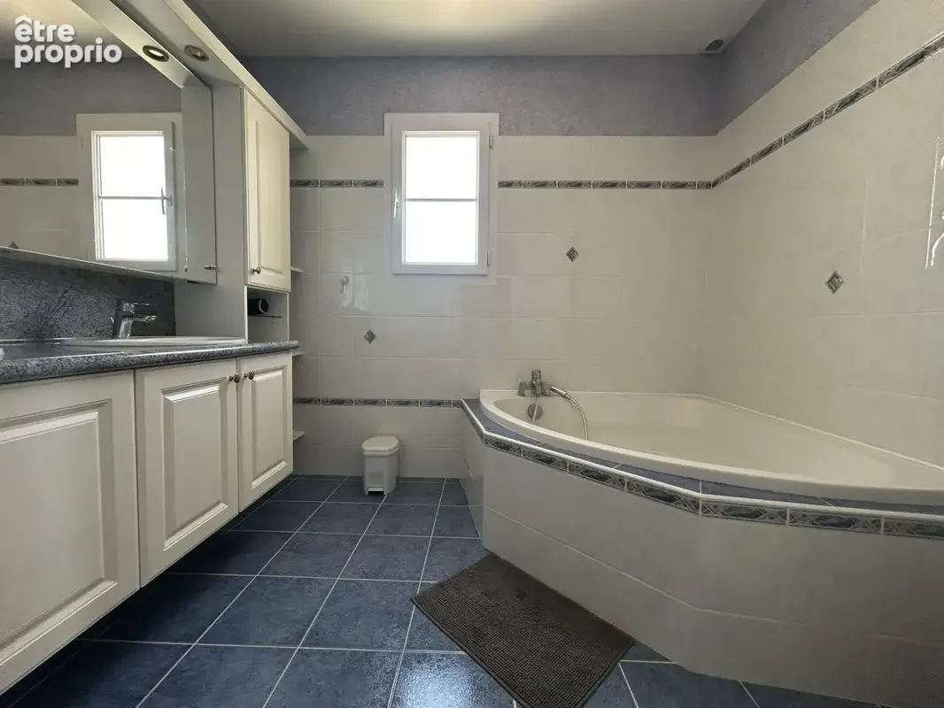 Maison 7 pièces 159 m² à vendre à Aiffres (79230) - photo 7