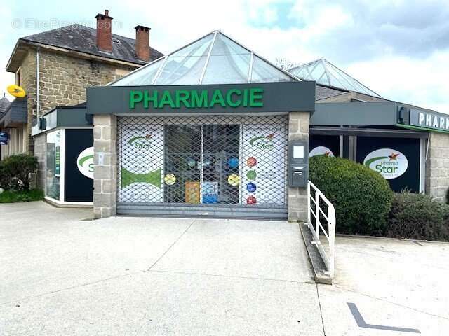 Local Commercial Plein Centre d Ville Malemort 295m2 Parking - photo 6