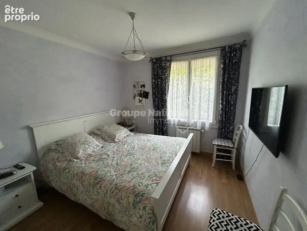 Maison 5 chambres sur parcelle de 1364 m² avec piscine et grand garage - Aubignan - photo 9