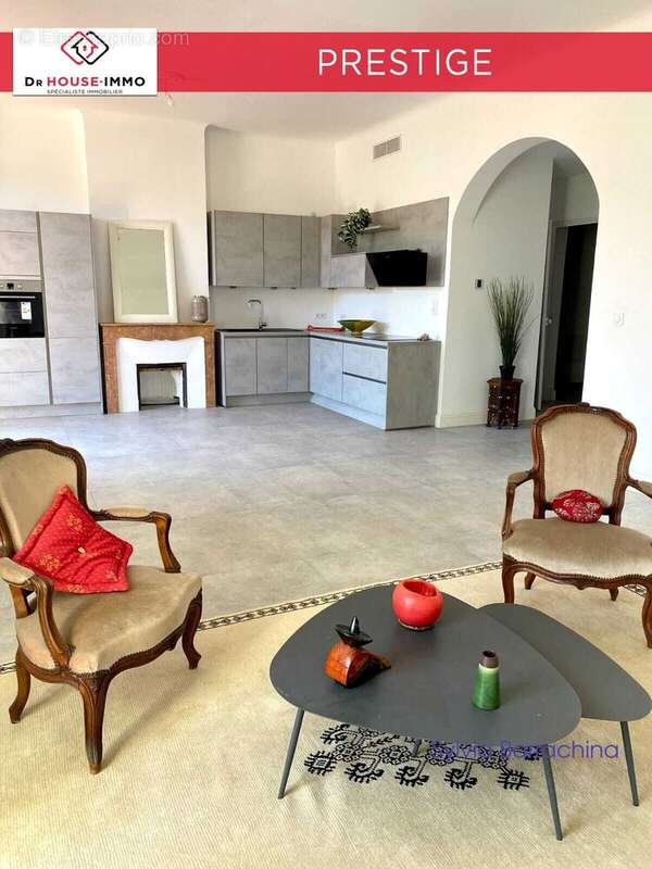 Appartement à HYERES