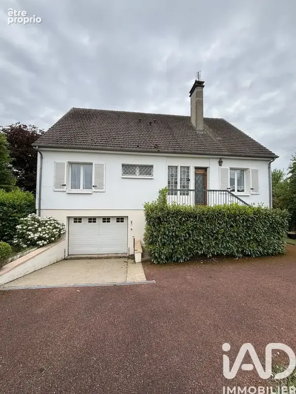 Photo 1 - Maison à YZEURE